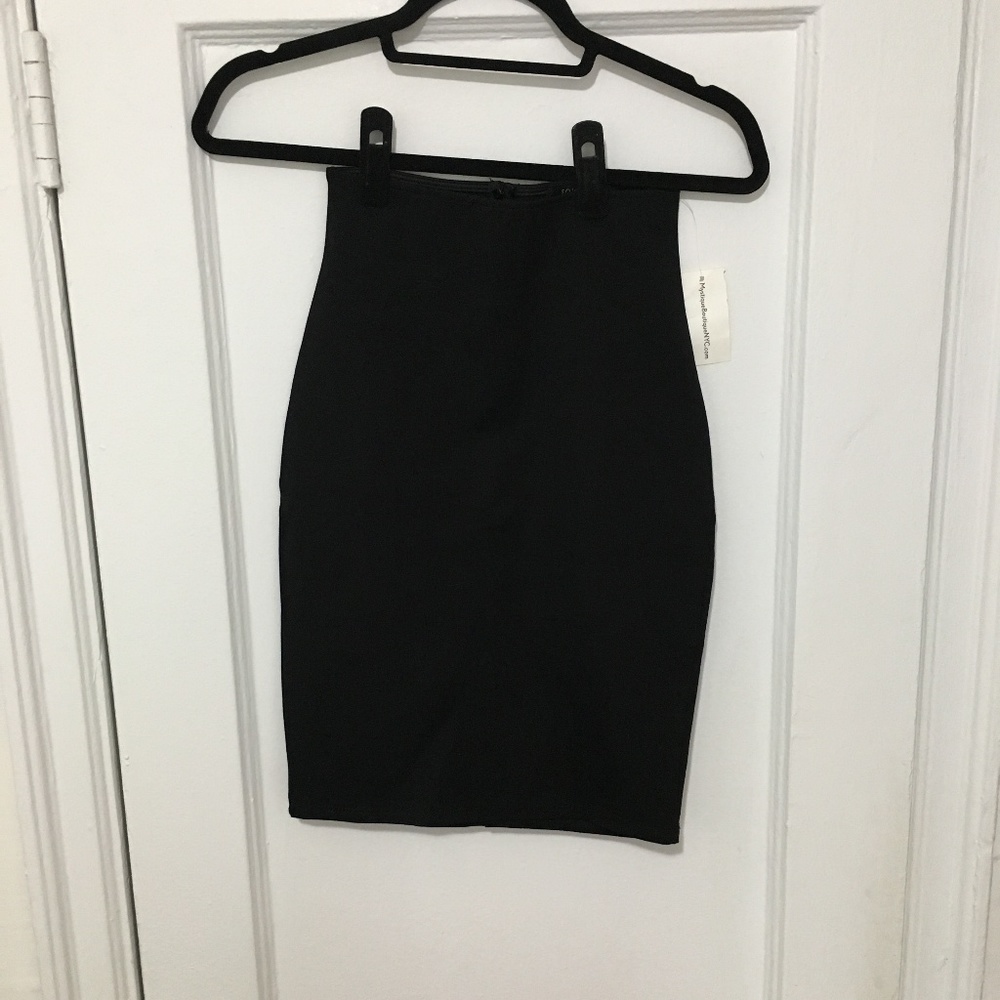 Classy black pencil skirt LAST CALL